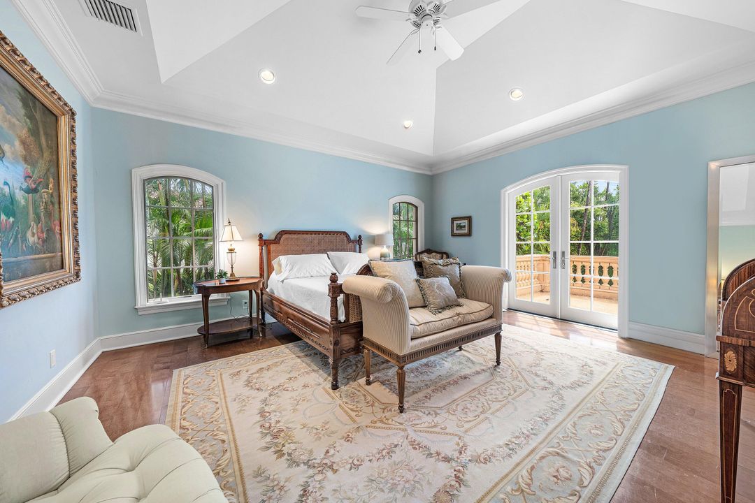 待售: $26,500,000 (4 贝兹, 6 浴室, 5988 平方英尺)