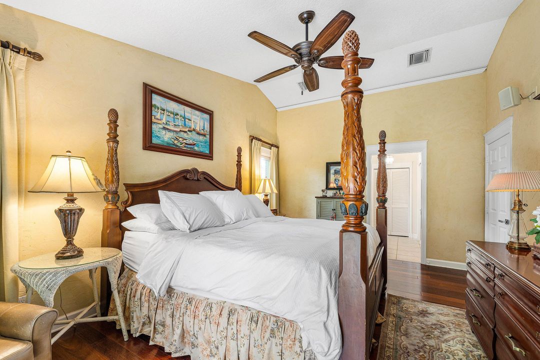 For Sale: $749,888 (3 beds, 2 baths, 1974 Square Feet)