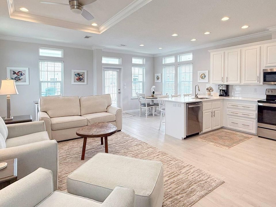 出租: $2,700 (2 贝兹, 2 浴室, 1320 平方英尺)