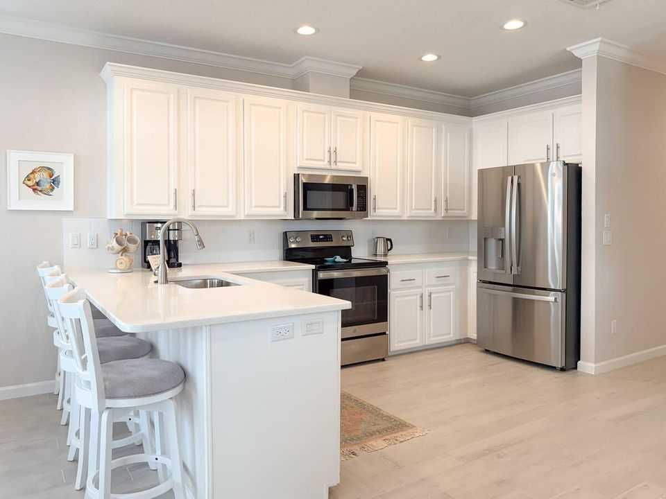 出租: $2,700 (2 贝兹, 2 浴室, 1320 平方英尺)