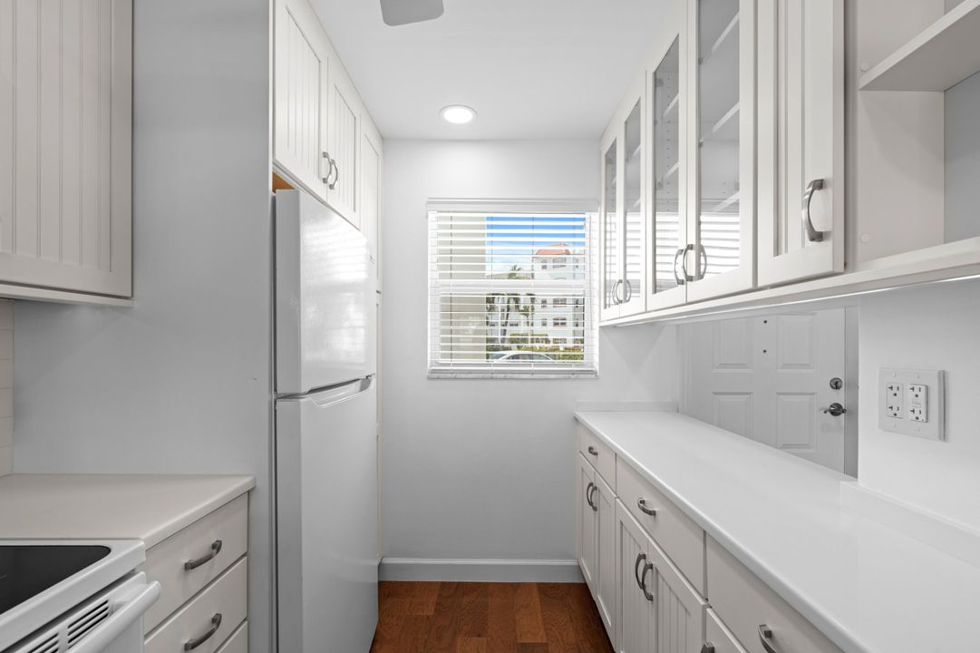 Activo con contrato: $250,000 (2 camas, 2 baños, 990 Pies cuadrados)