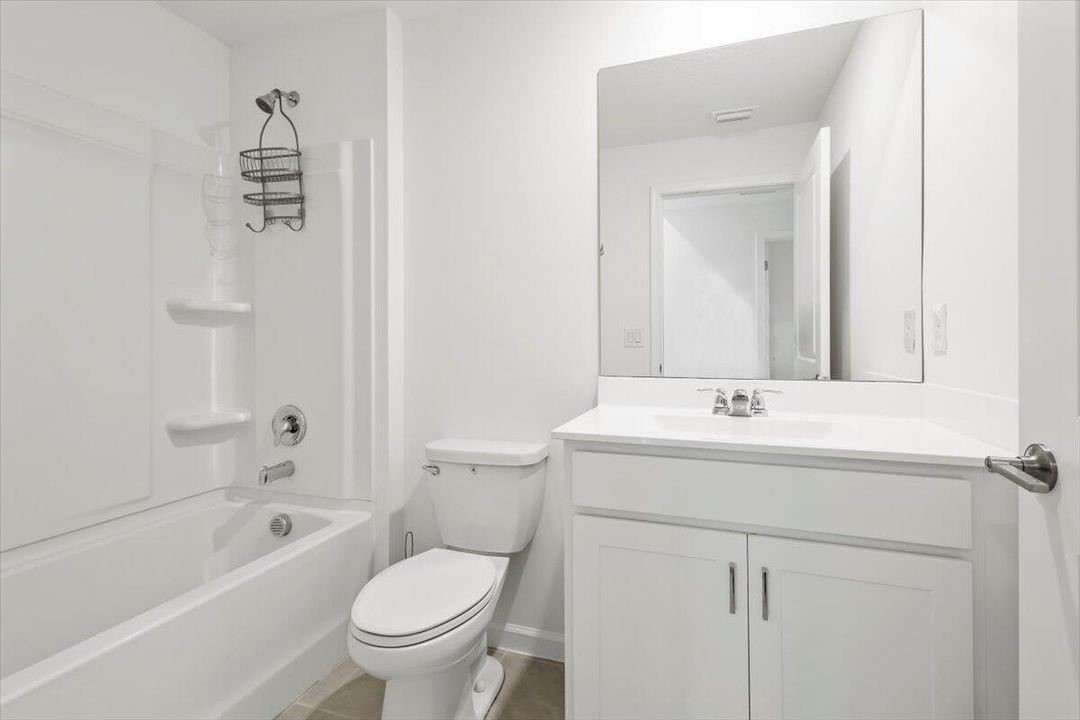 For Rent: $2,000 (3 beds, 2 baths, 1448 Square Feet)