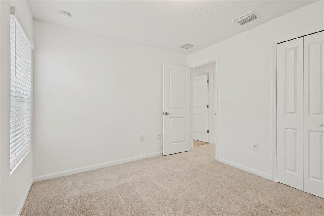 For Rent: $2,000 (3 beds, 2 baths, 1448 Square Feet)