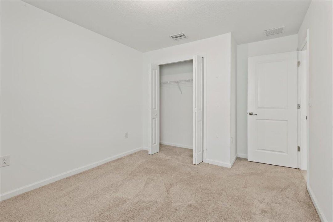 For Rent: $2,000 (3 beds, 2 baths, 1448 Square Feet)