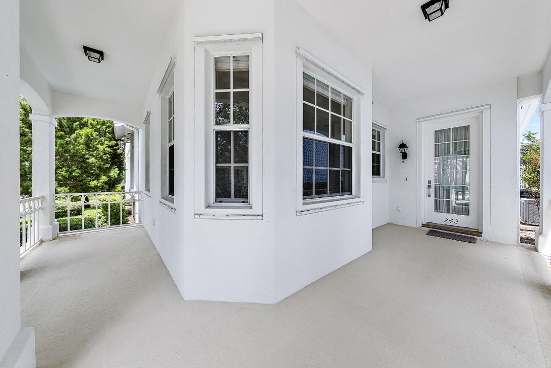 For Rent: $5,500 (3 beds, 2 baths, 1741 Square Feet)