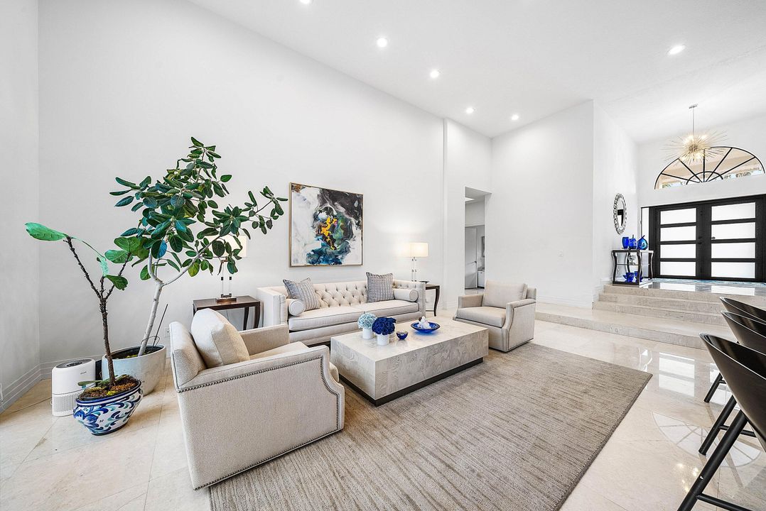 На продажу: $1,995,000 (4 спален, 5 ванн, 4089 Квадратных фут)