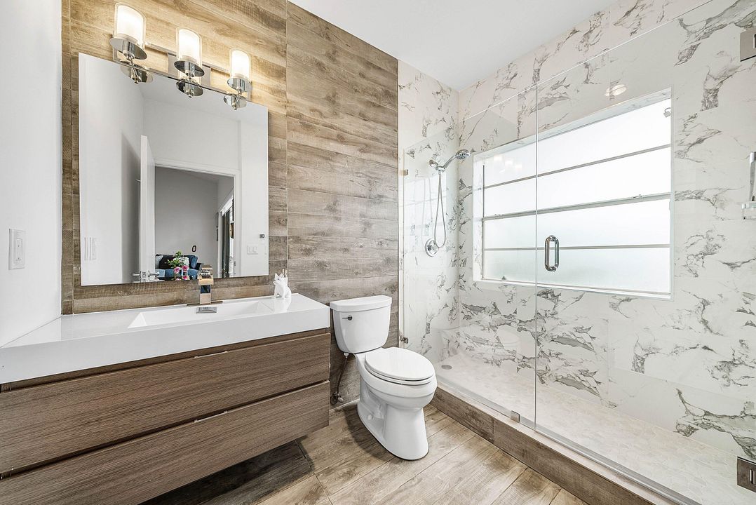 На продажу: $1,995,000 (4 спален, 5 ванн, 4089 Квадратных фут)