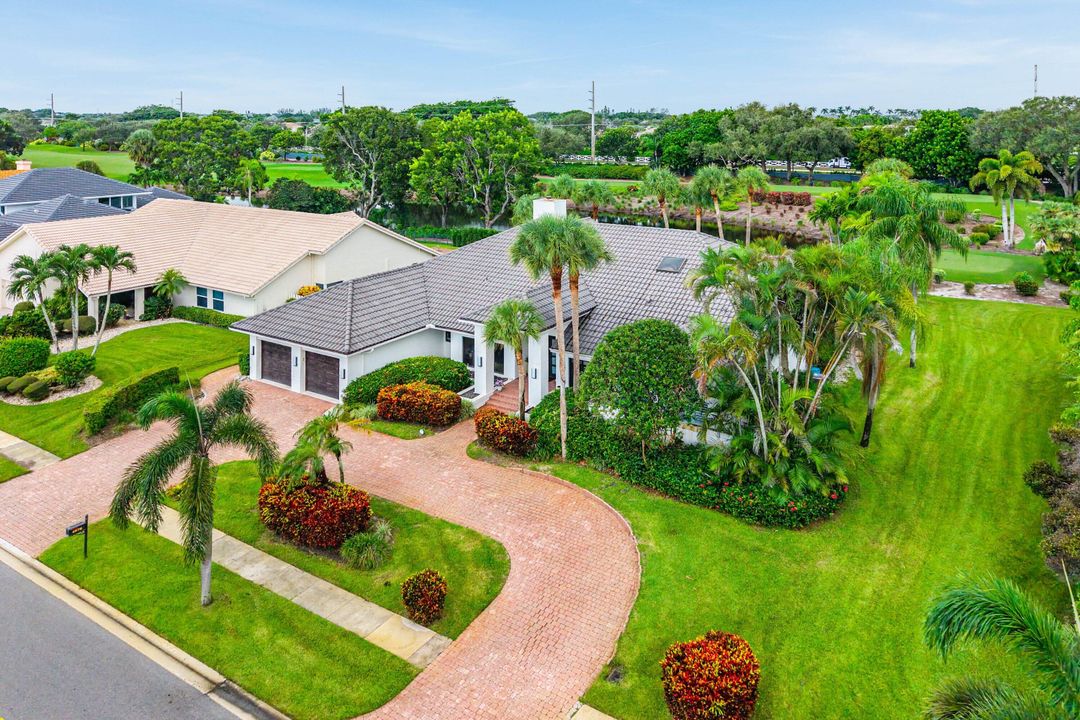 На продажу: $1,995,000 (4 спален, 5 ванн, 4089 Квадратных фут)