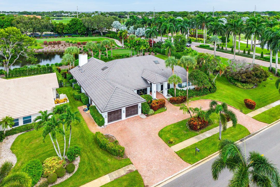 На продажу: $1,995,000 (4 спален, 5 ванн, 4089 Квадратных фут)