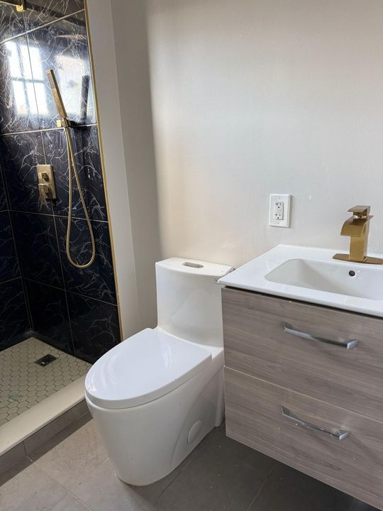 En Venta: $85,000 (3 camas, 2 baños, 920 Pies cuadrados)