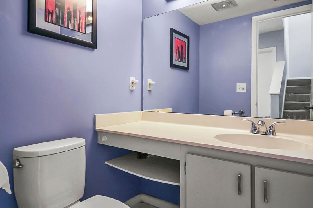 For Sale: $317,900 (3 beds, 2 baths, 1489 Square Feet)