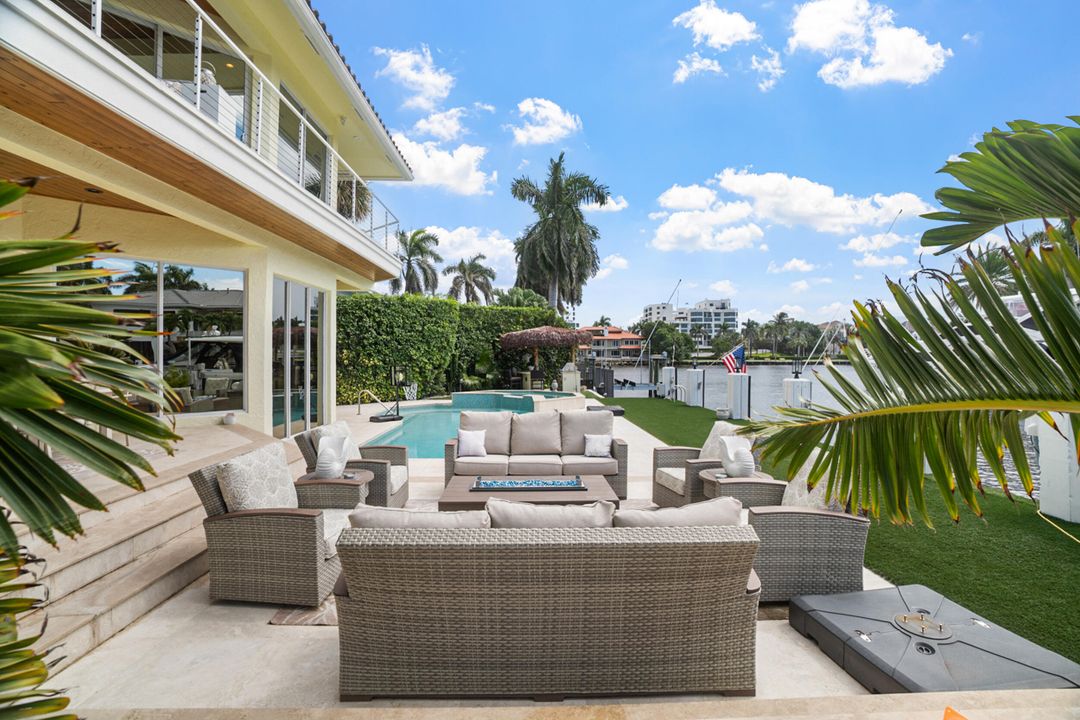 For Rent: $27,000 (4 beds, 3 baths, 3498 Square Feet)