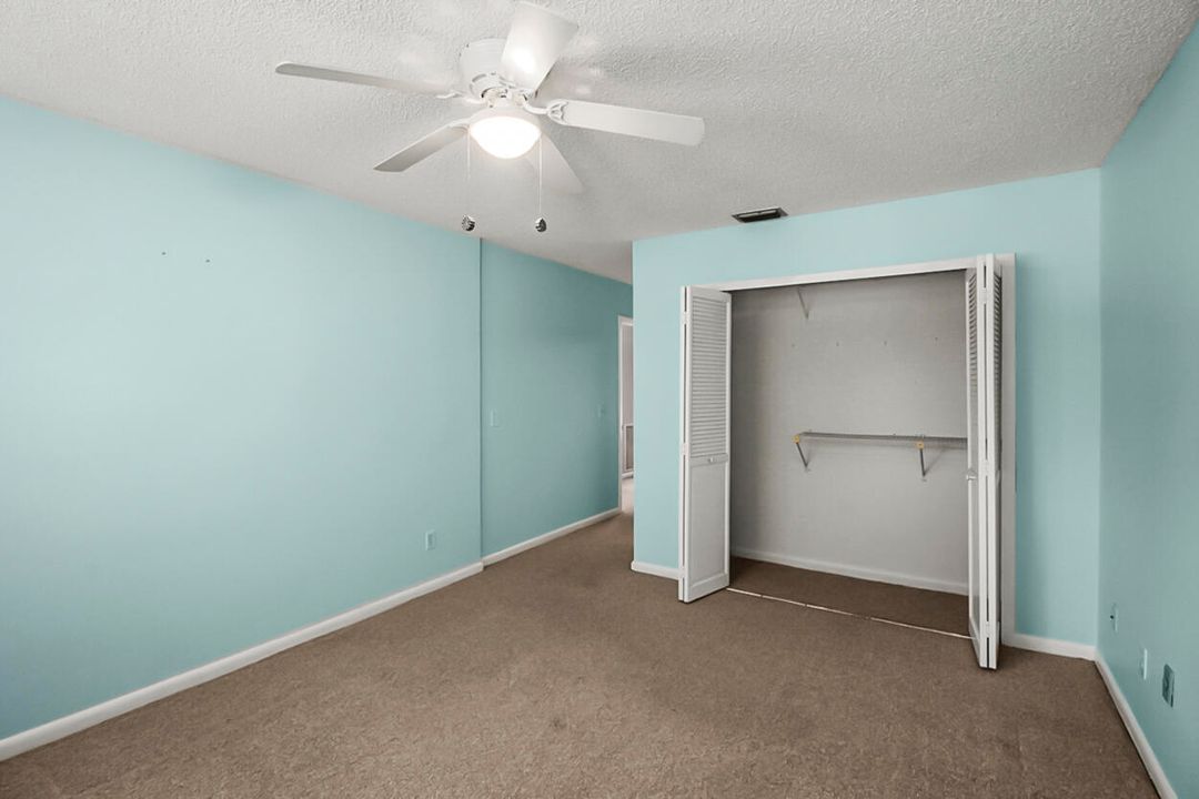 For Sale: $317,900 (3 beds, 2 baths, 1489 Square Feet)