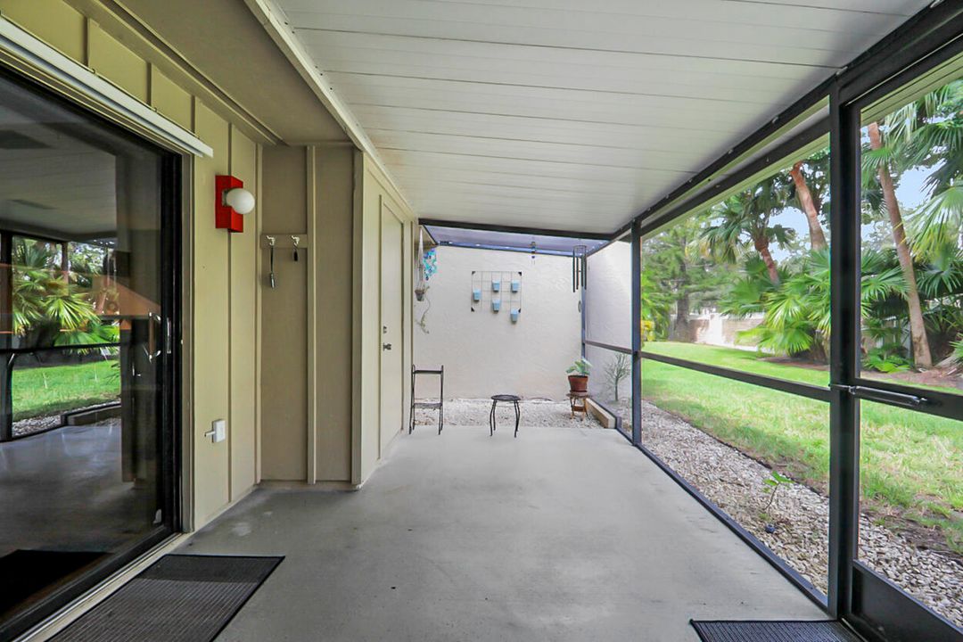 For Sale: $317,900 (3 beds, 2 baths, 1489 Square Feet)