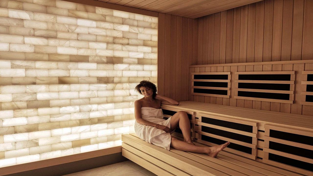 For Sale: $5,575,000 (2 beds, 2 baths, 2031 Square Feet)