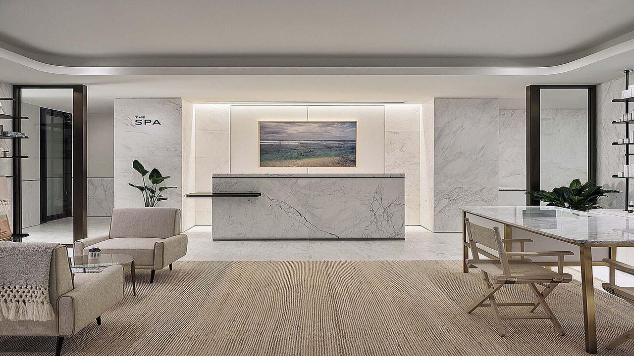 For Sale: $5,575,000 (2 beds, 2 baths, 2031 Square Feet)