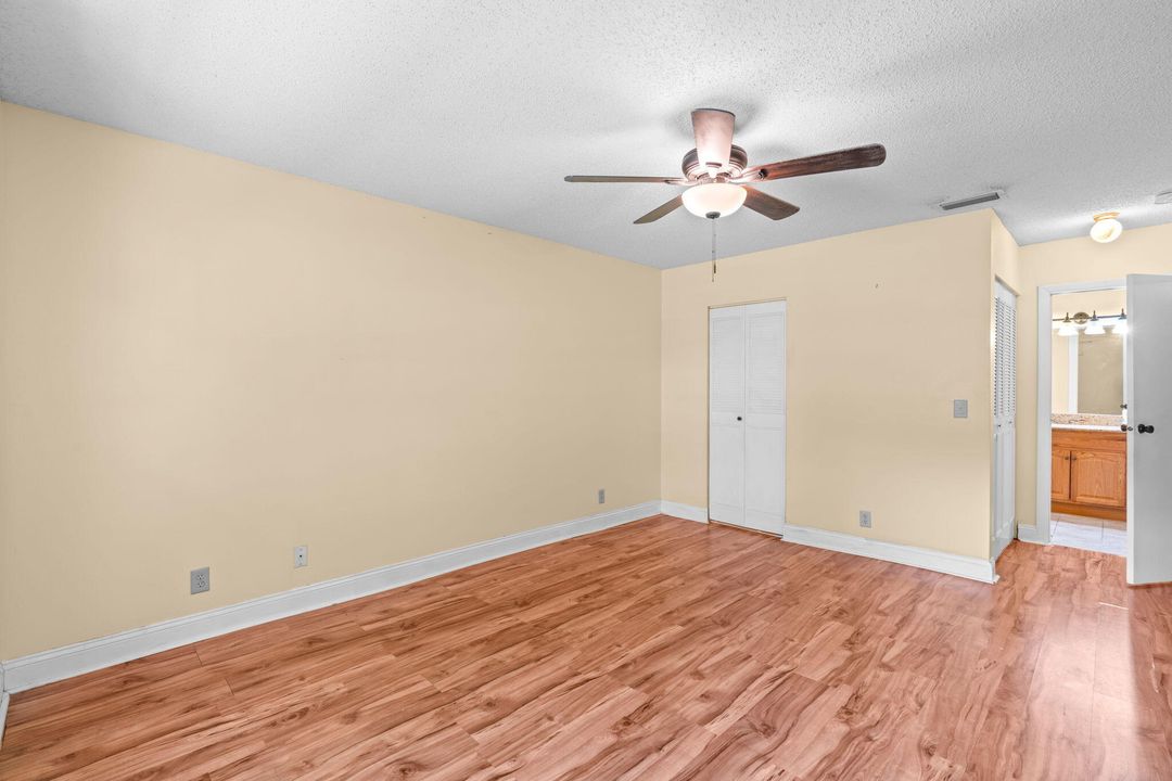 合同活跃: $225,000 (2 贝兹, 2 浴室, 1475 平方英尺)