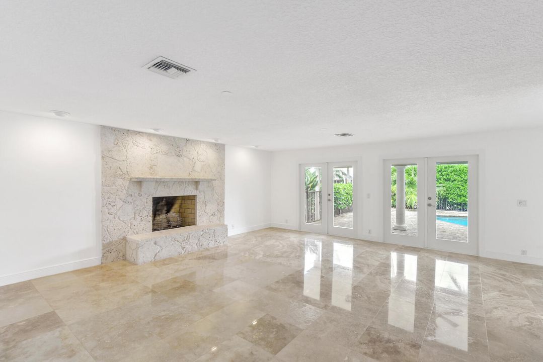 For Sale: $1,425,000 (3 beds, 3 baths, 3523 Square Feet)