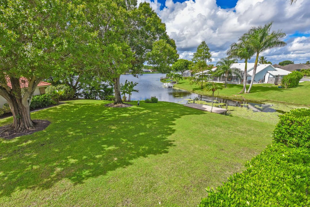 For Sale: $1,425,000 (3 beds, 3 baths, 3523 Square Feet)