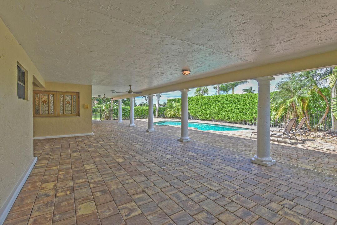 For Sale: $1,425,000 (3 beds, 3 baths, 3523 Square Feet)