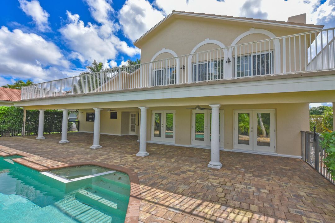 For Sale: $1,425,000 (3 beds, 3 baths, 3523 Square Feet)