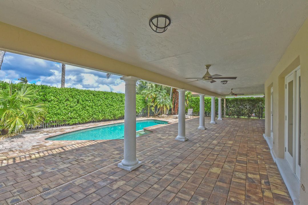 For Sale: $1,425,000 (3 beds, 3 baths, 3523 Square Feet)