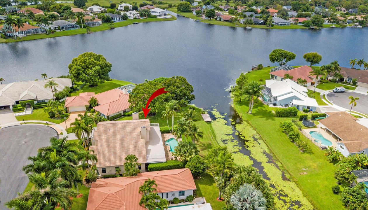 For Sale: $1,425,000 (3 beds, 3 baths, 3523 Square Feet)