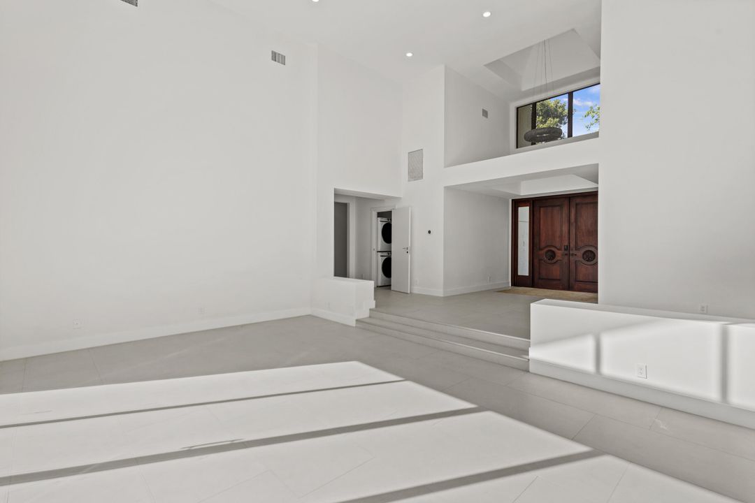 En Renta: $9,500 (4 camas, 3 baños, 3186 Pies cuadrados)