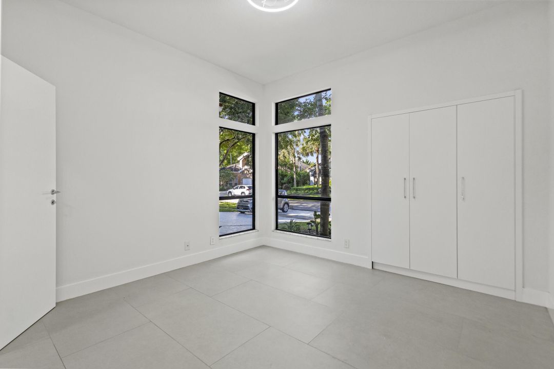 En Renta: $9,500 (4 camas, 3 baños, 3186 Pies cuadrados)