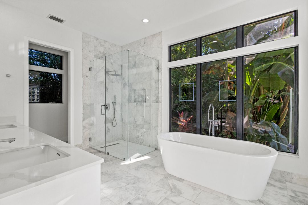 En Renta: $9,500 (4 camas, 3 baños, 3186 Pies cuadrados)