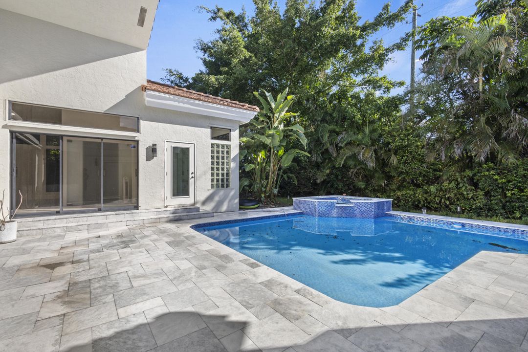 En Renta: $9,500 (4 camas, 3 baños, 3186 Pies cuadrados)