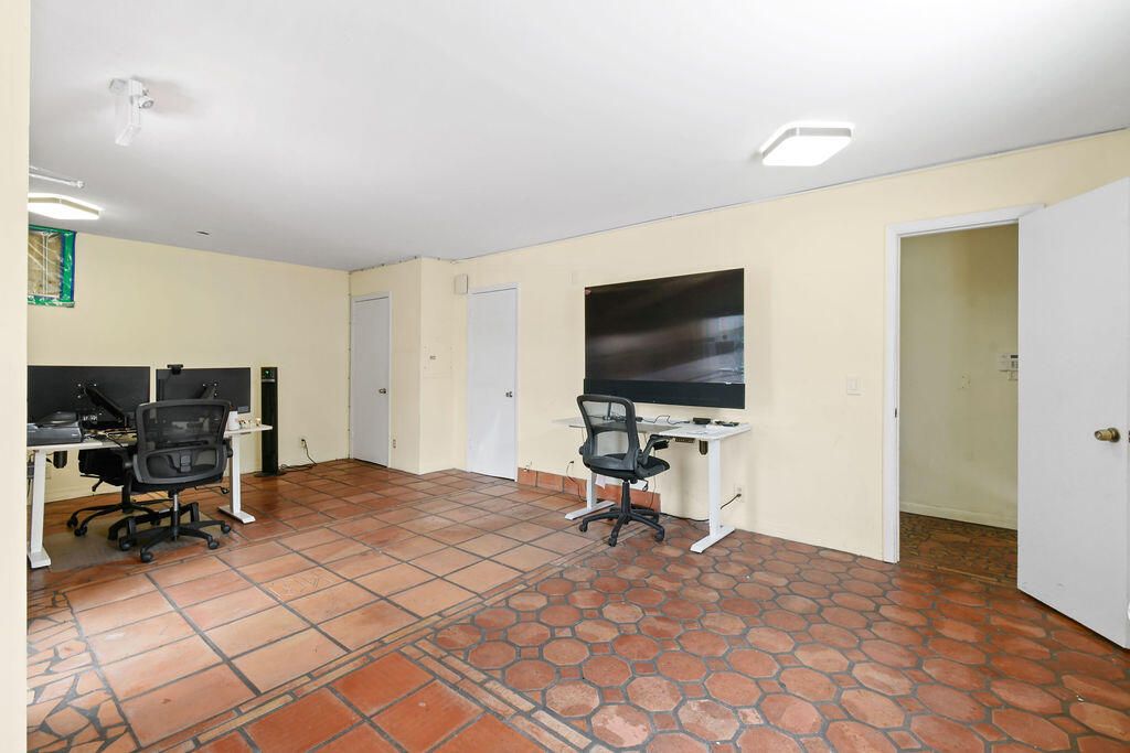 En Venta: $9,500 (0 camas, 0 baños, 4044 Pies cuadrados)