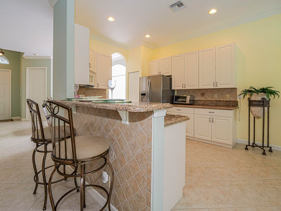 For Sale: $615,000 (3 beds, 2 baths, 2010 Square Feet)