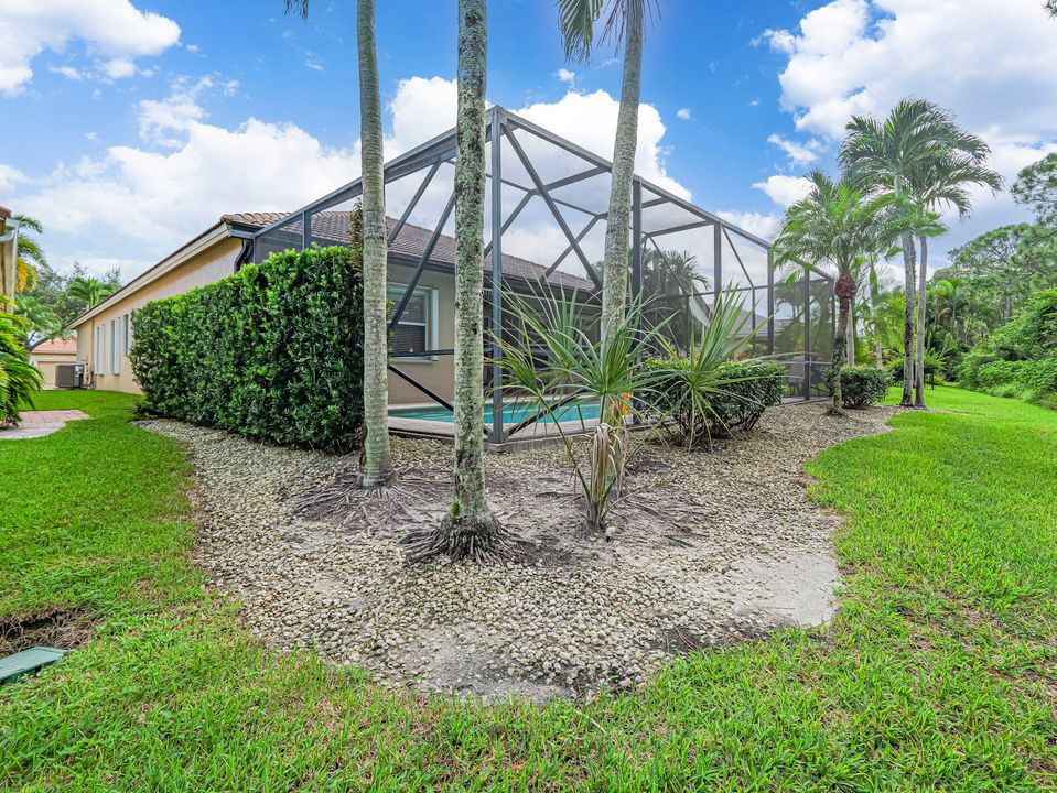 For Sale: $615,000 (3 beds, 2 baths, 2010 Square Feet)
