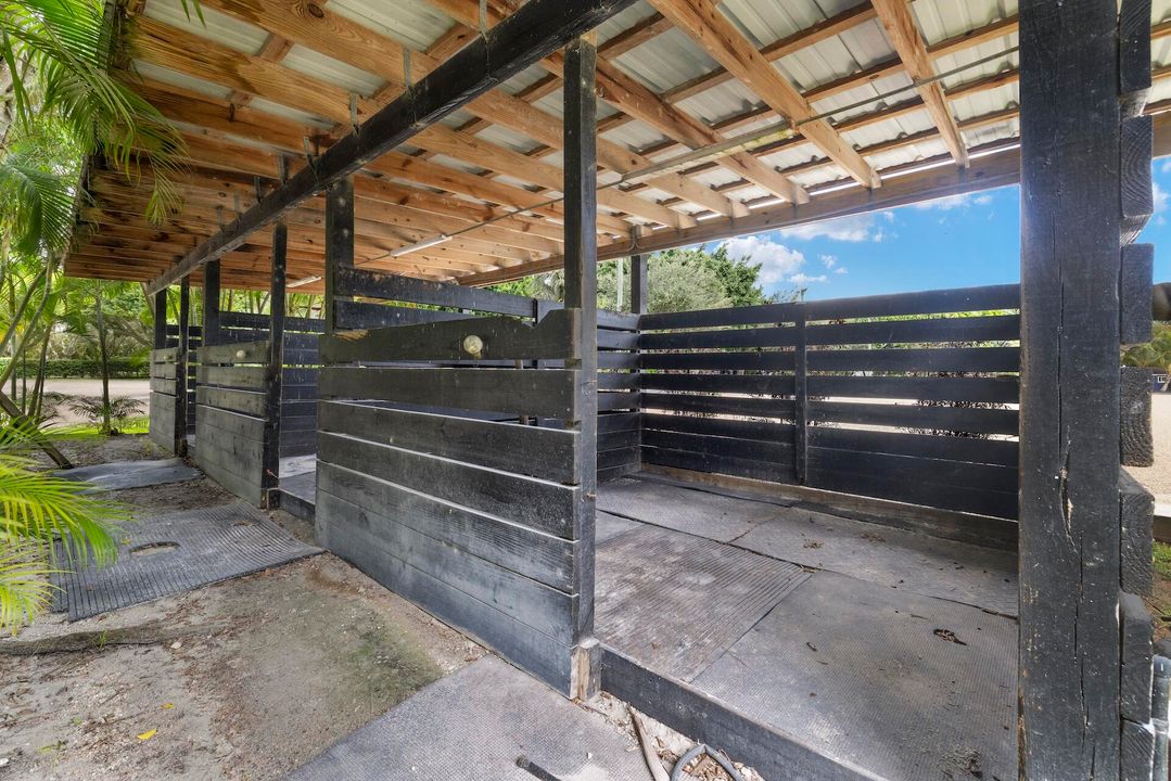 For Rent: $55,000 (4 beds, 2 baths, 2292 Square Feet)