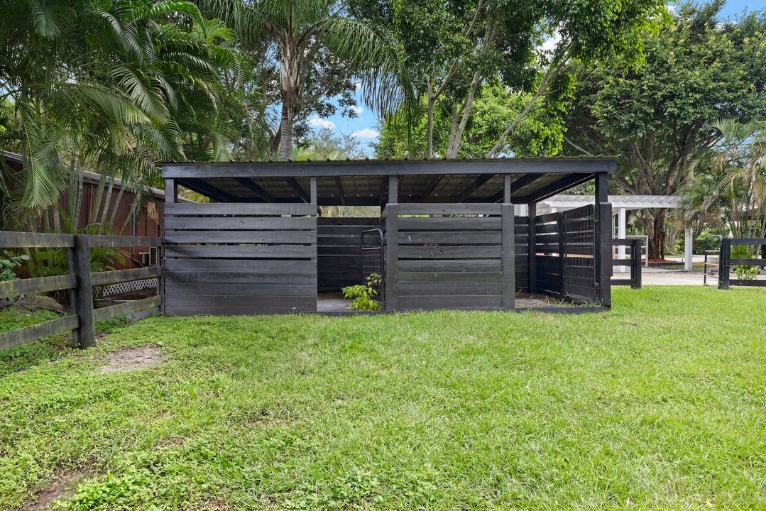 For Rent: $55,000 (4 beds, 2 baths, 2292 Square Feet)