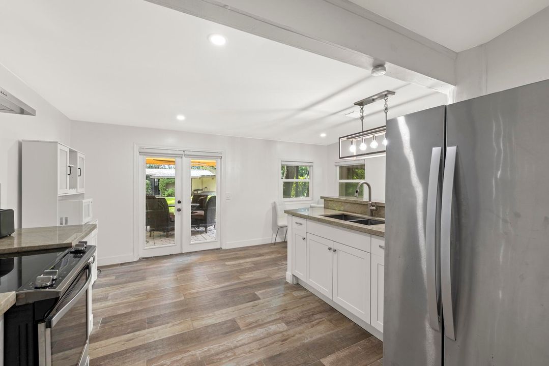 For Rent: $55,000 (4 beds, 2 baths, 2292 Square Feet)