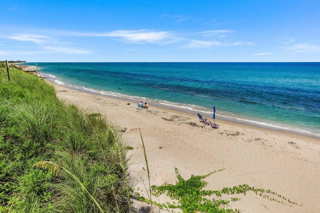 For Rent: $6,000 (2 beds, 2 baths, 1435 Square Feet)