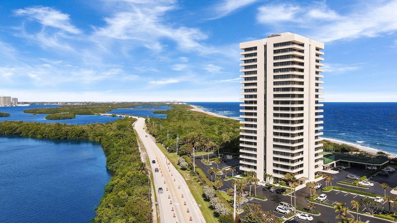 For Rent: $6,000 (2 beds, 2 baths, 1435 Square Feet)