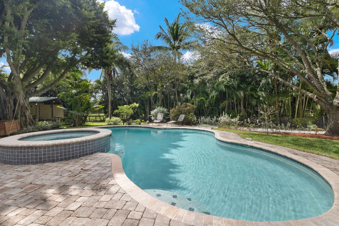 En Venta: $4,800,000 (3 camas, 2 baños, 2292 Pies cuadrados)