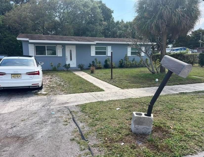 For Rent: $3,400 (3 beds, 2 baths, 1200 Square Feet)