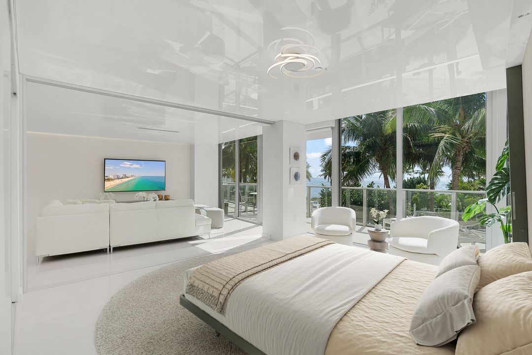 For Sale: $2,750,000 (2 beds, 2 baths, 1990 Square Feet)