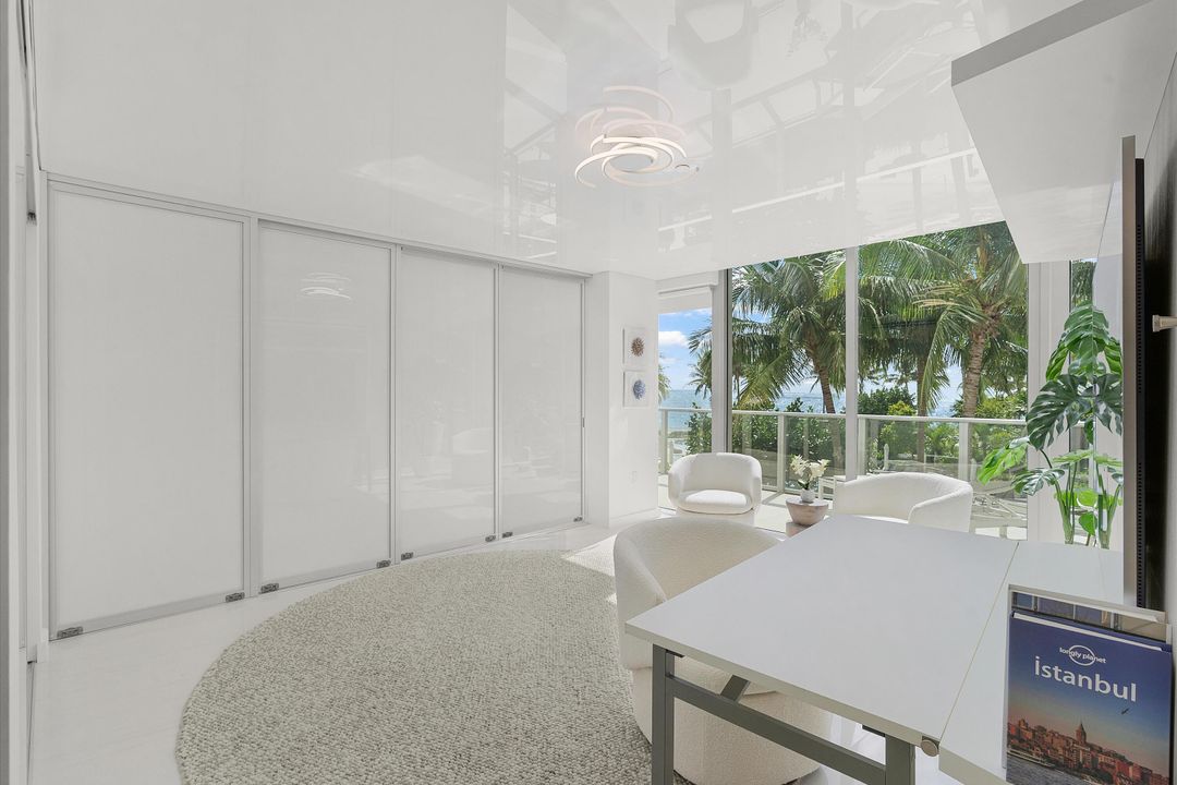 For Sale: $2,750,000 (2 beds, 2 baths, 1990 Square Feet)