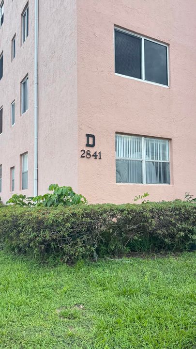 Под контрактом: $1,500 (2 спален, 2 ванн, 865 Квадратных фут)