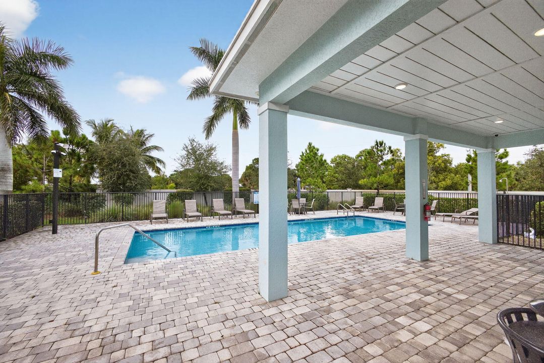 For Rent: $2,700 (3 beds, 2 baths, 1475 Square Feet)