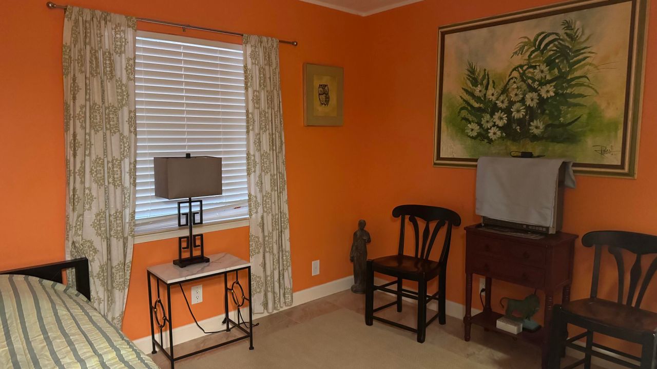 Под контрактом: $1,500 (2 спален, 2 ванн, 865 Квадратных фут)