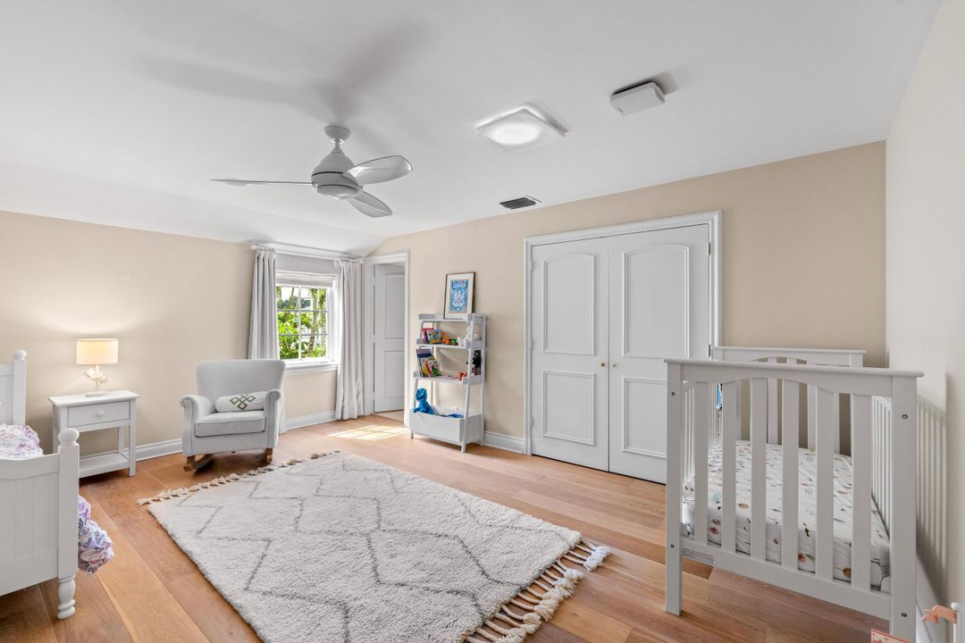 For Sale: $5,250,000 (5 beds, 7 baths, 5601 Square Feet)