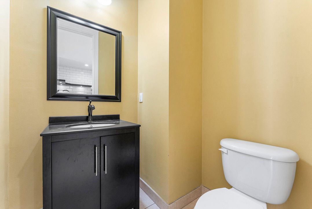 待售: $435,000 (3 贝兹, 3 浴室, 1952 平方英尺)