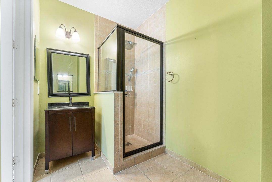 待售: $435,000 (3 贝兹, 3 浴室, 1952 平方英尺)