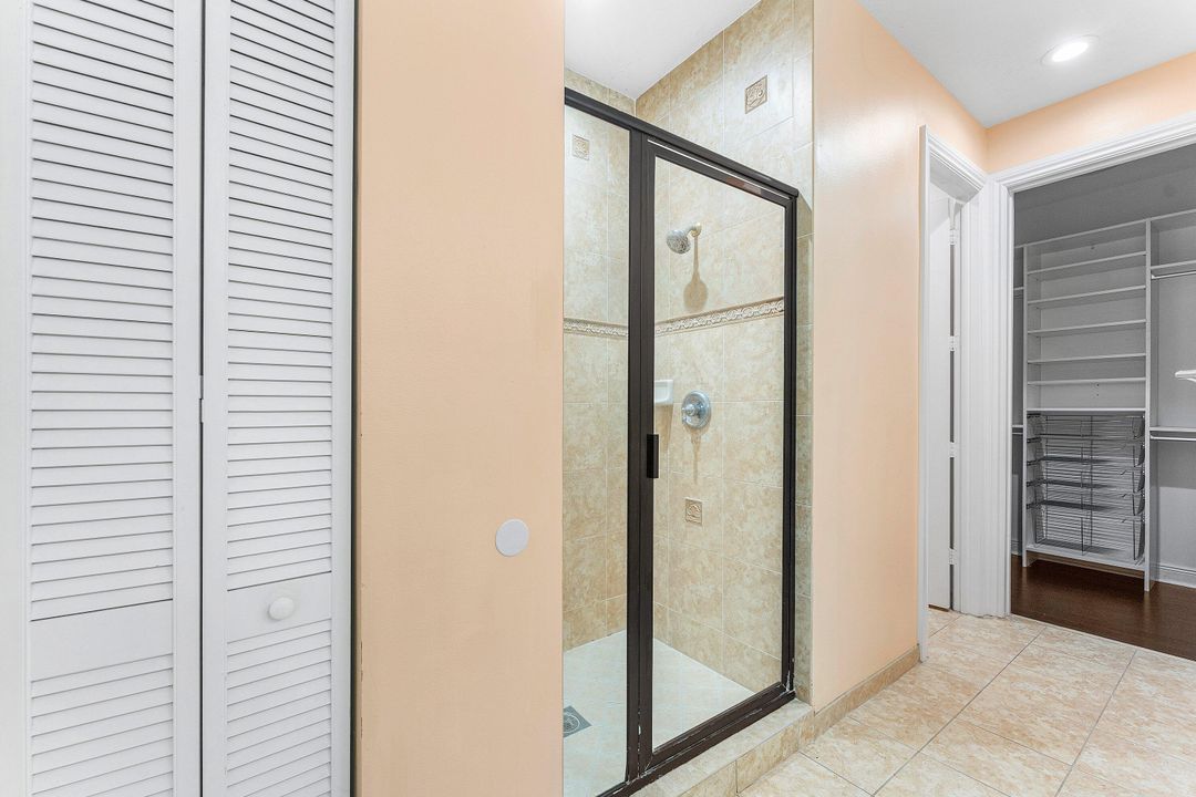 待售: $435,000 (3 贝兹, 3 浴室, 1952 平方英尺)